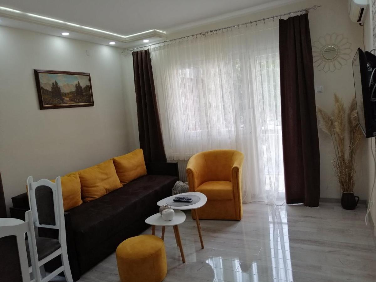 Apartamento Apartman Zi-Zo Vrsac Exterior foto